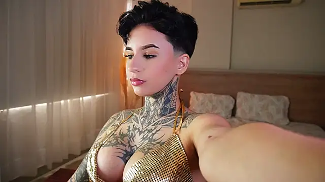 AliceShazaham  online show from October 18, 3:48 pm