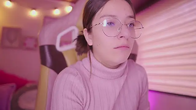 milly kenner online show from February 6, 5:49 pm