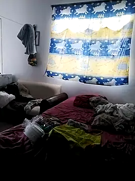 EmpaticBolillo online show from March 11, 5:04 pm