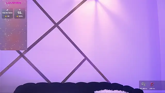 EmilyJuarez online show from May 2, 9:12 am