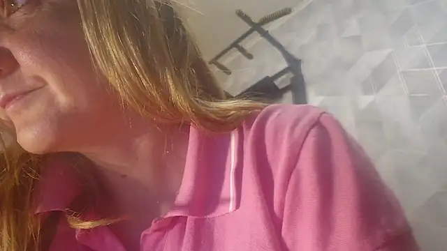 Snapshot of EstrellaWalters chatting on September 21, 2:10 am EstrellaWalters online show from September 21, 2:10 am