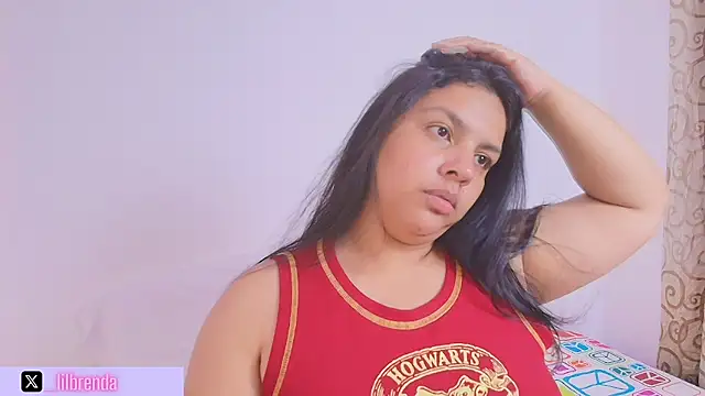 Brenda  gomez online show from January 7, 4:49 am