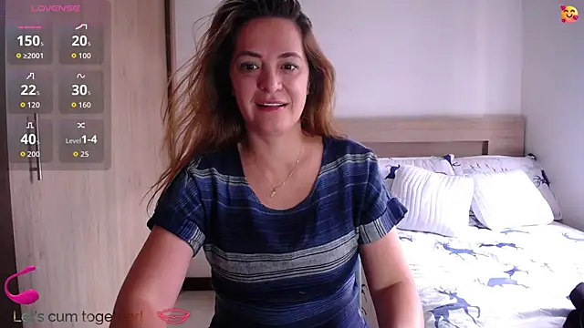 ParisW online show from August 3, 4:12 pm