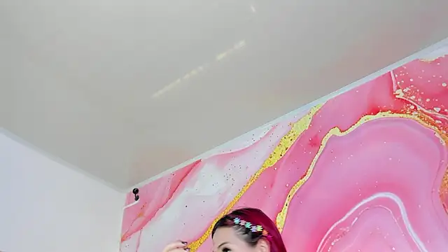 Daisy  rose online show from March 16, 2:58 am