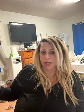 Hotslut187 online show from January 16, 7:37 am