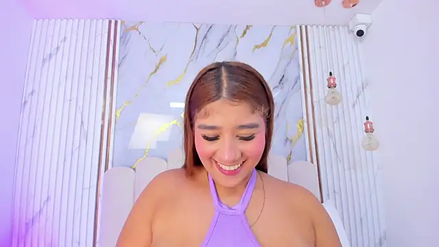 tifanyhills  online show from June 10, 8:29 pm