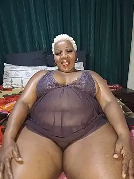 dirasweetlipsxx online show from August 1, 8:44 pm