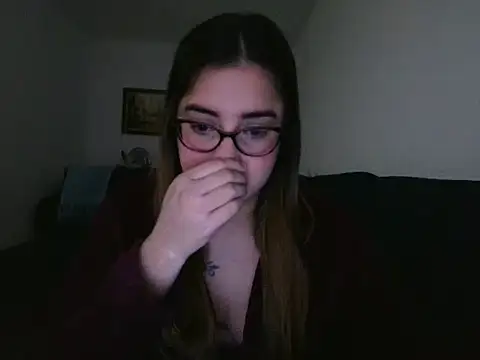 maliamiller online show from May 14, 3:12 am