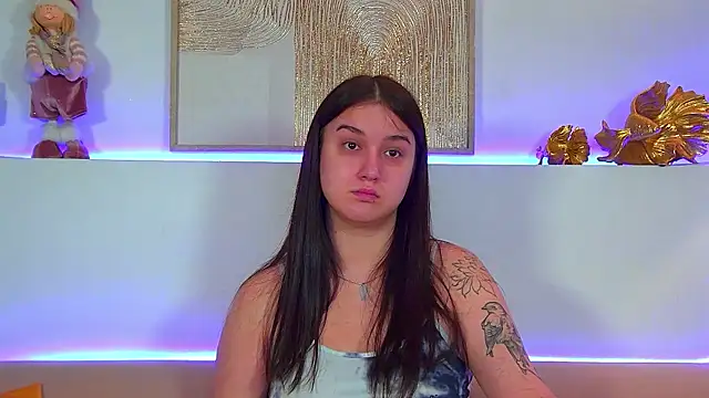 ChristinaMilton online show from December 22, 6:22 pm