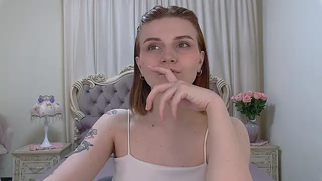 KellyStone online show from March 17, 5:11 am