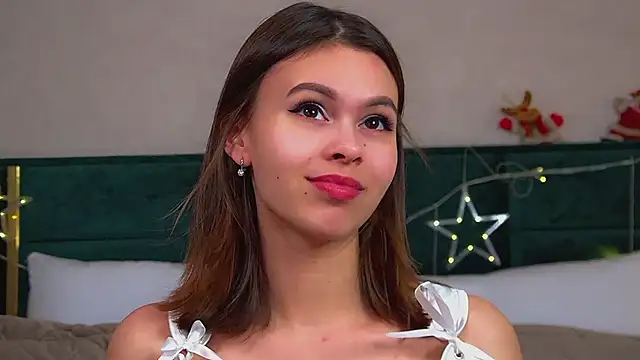 PollyLanders online show from December 17, 6:56 pm