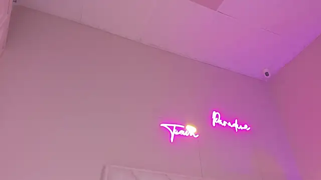 dani skinny  online show from September 11, 11:43 am