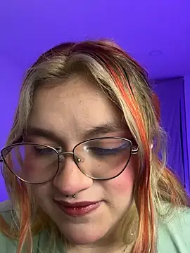 SophiaWeestt99 online show from July 23, 4:20 am