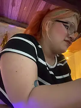 SophiaWeestt99 online show from May 29, 3:48 am