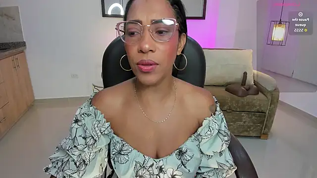 Shantaall  online show from June 12, 10:45 am