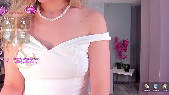 RebeccaHudson online show from February 26, 8:41 pm