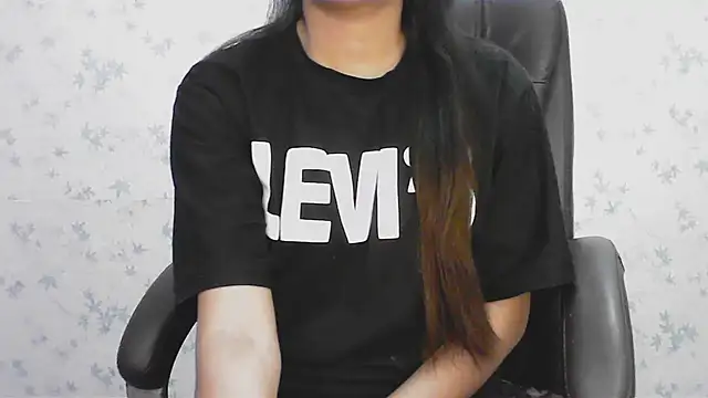 collage hoty online show from February 5, 2:47 am