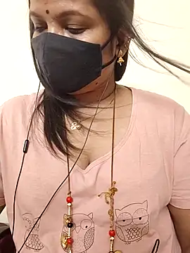 gaurika18 online show from October 26, 1:39 pm