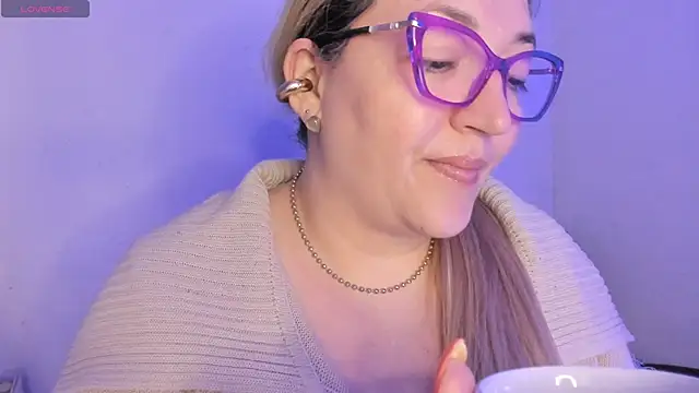 Naty Mature  online show from February 8, 7:39 pm