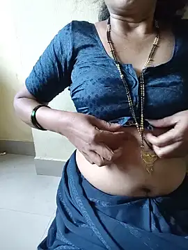 anuradha1432 online show from May 26, 12:04 pm