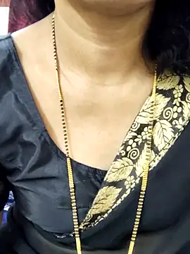 anuradha1432 online show from September 19, 10:03 am