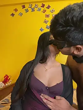 Hotcouple012 online show from June 10, 9:35 pm