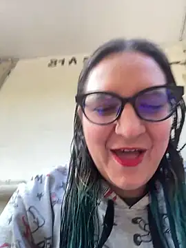 Soe Lara online show from December 19, 1:03 pm