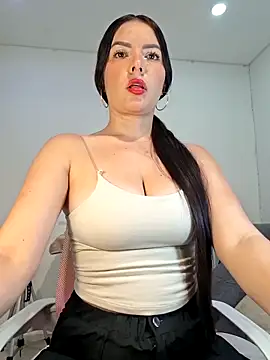 Anal Luucia online show from June 19, 1:36 pm