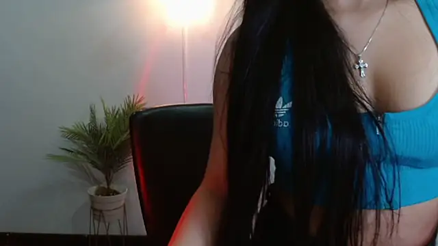 NatalyEscobar lx online show from June 26, 2:07 pm
