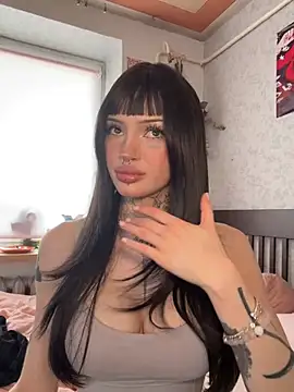 madelinexx online show from June 24, 11:20 am