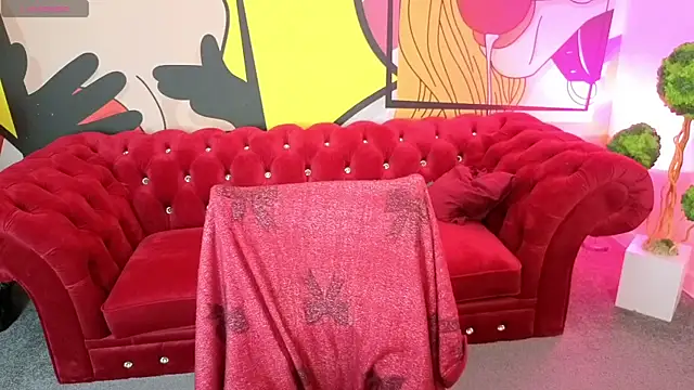 MaribelRiverr  online show from June 12, 5:15 am