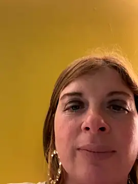 Lombada online show from December 18, 1:38 pm