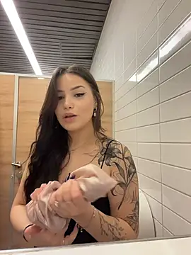 Chloe  Moon online show from March 12, 3:15 pm