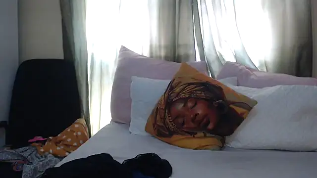 Foxybrownxx1 online show from February 25, 6:56 am