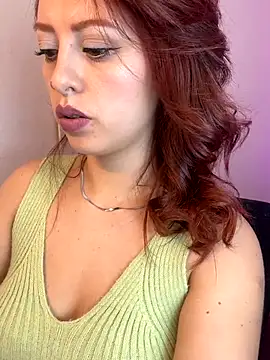 yesii hot online show from November 21, 3:47 pm