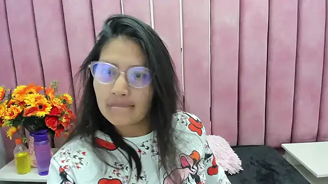 Miaa Smiith  online show from October 24, 3:13 am