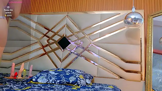 Sluttyandmature online show from November 10, 12:55 pm