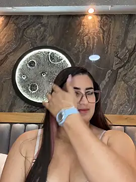 BellaPeers  online show from March 4, 12:01 pm