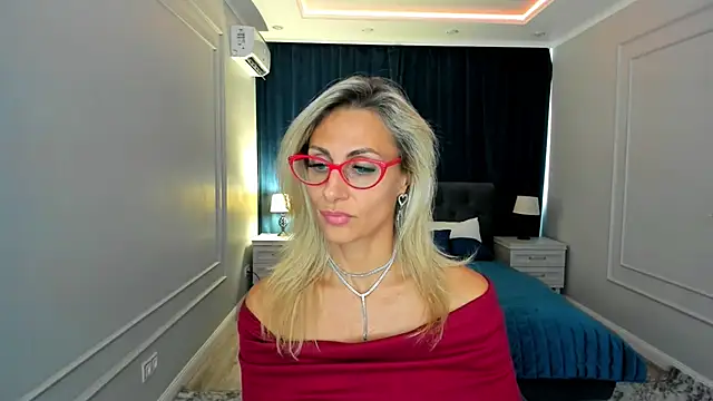 MuseOfStage online show from September 18, 11:42 am