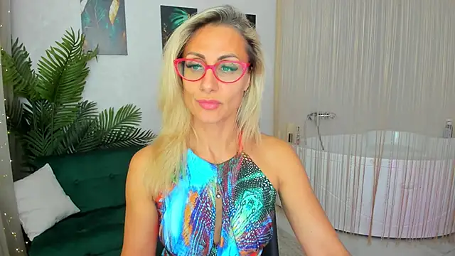 MuseOfStage online show from September 11, 11:43 am