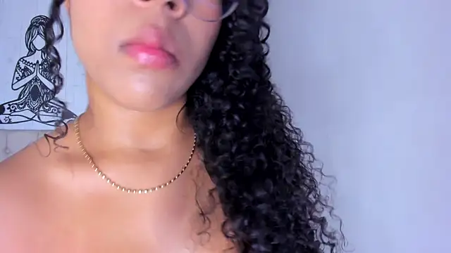 Stefany sanchez18 online show from July 9, 1:46 pm