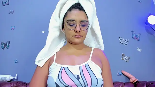 Kaira mosse online show from December 4, 11:56 am