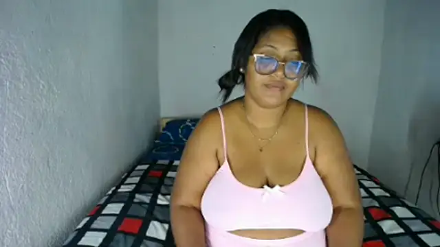 miajoseph  online show from January 7, 3:54 am