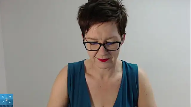 Sofie69Velvet online show from December 18, 7:24 am