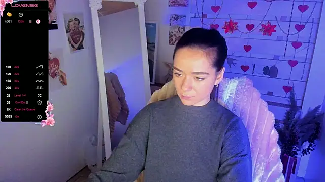 Bella XO online show from February 17, 8:35 am