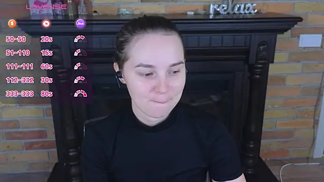 Ellie Sunset online show from August 3, 9:04 am