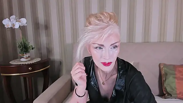 Rita Farel online show from August 5, 10:16 pm