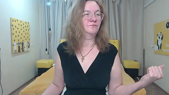 HolyMilfa online show from April 29, 7:11 am