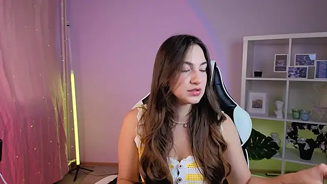 MelissaLovely  online show from June 27, 3:51 am