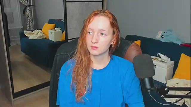 OddlyFamiliar online show from September 23, 5:11 pm